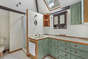 Photo 36- click for photo gallery